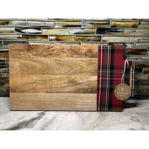 Aspen Home Wood Wooden Cutting Board with Tartan Plaid Holiday Christmas NWT